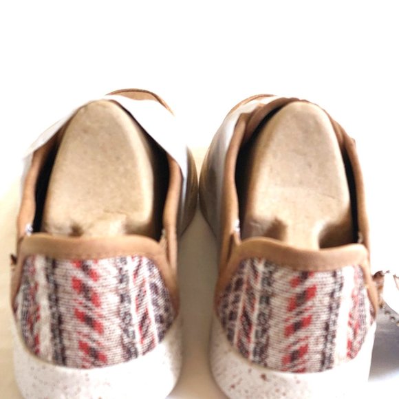 Skechers Brown Loafers with Speckled Sole - Picture 3 of 8